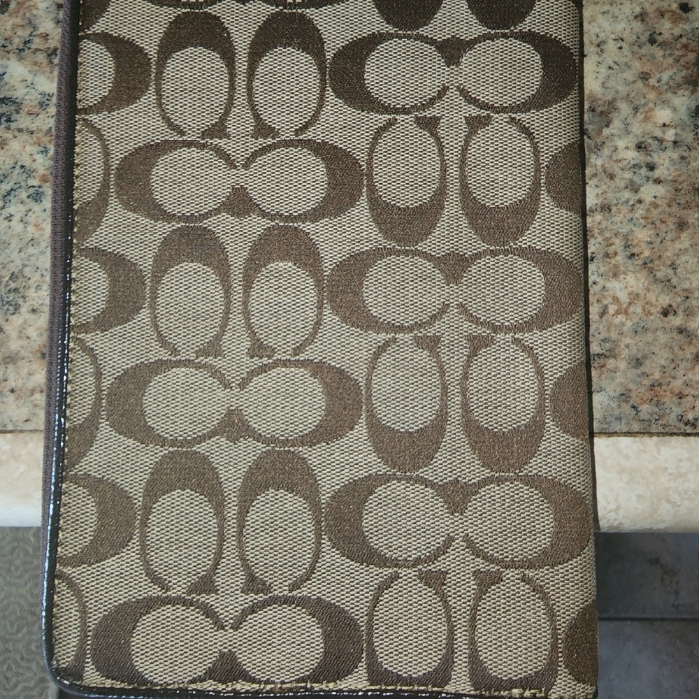 Coach cover for Kindle Fire
